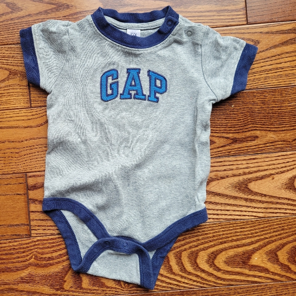 🚨G3/$10 AP Diaper Shirt